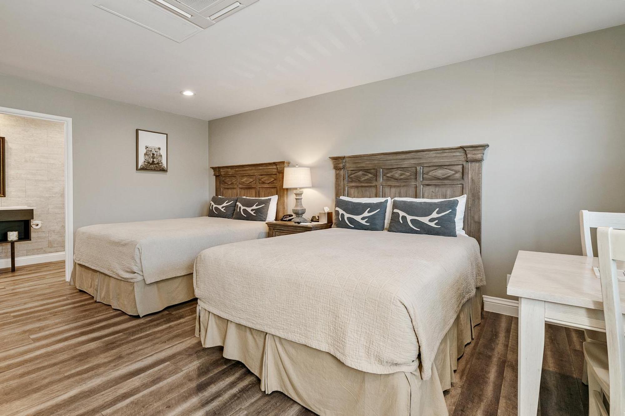 Big Bear Frontier Lodge