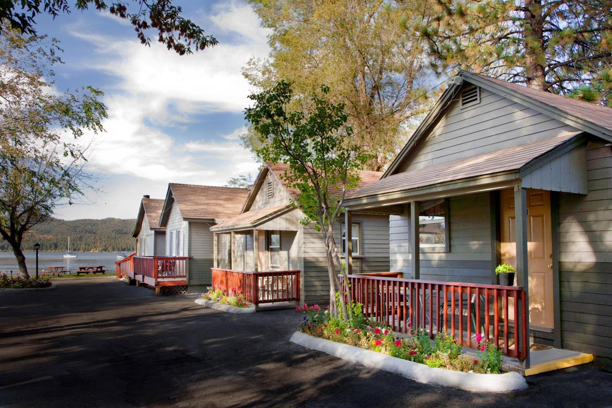 Big Bear Frontier Lodge
