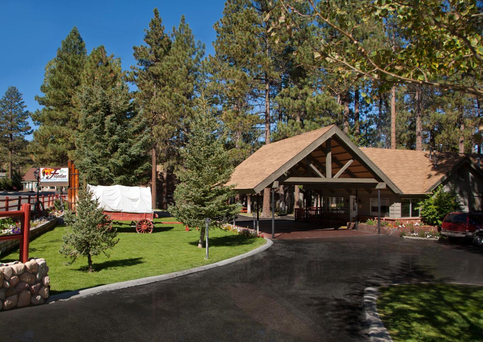 Big Bear Frontier Lodge *