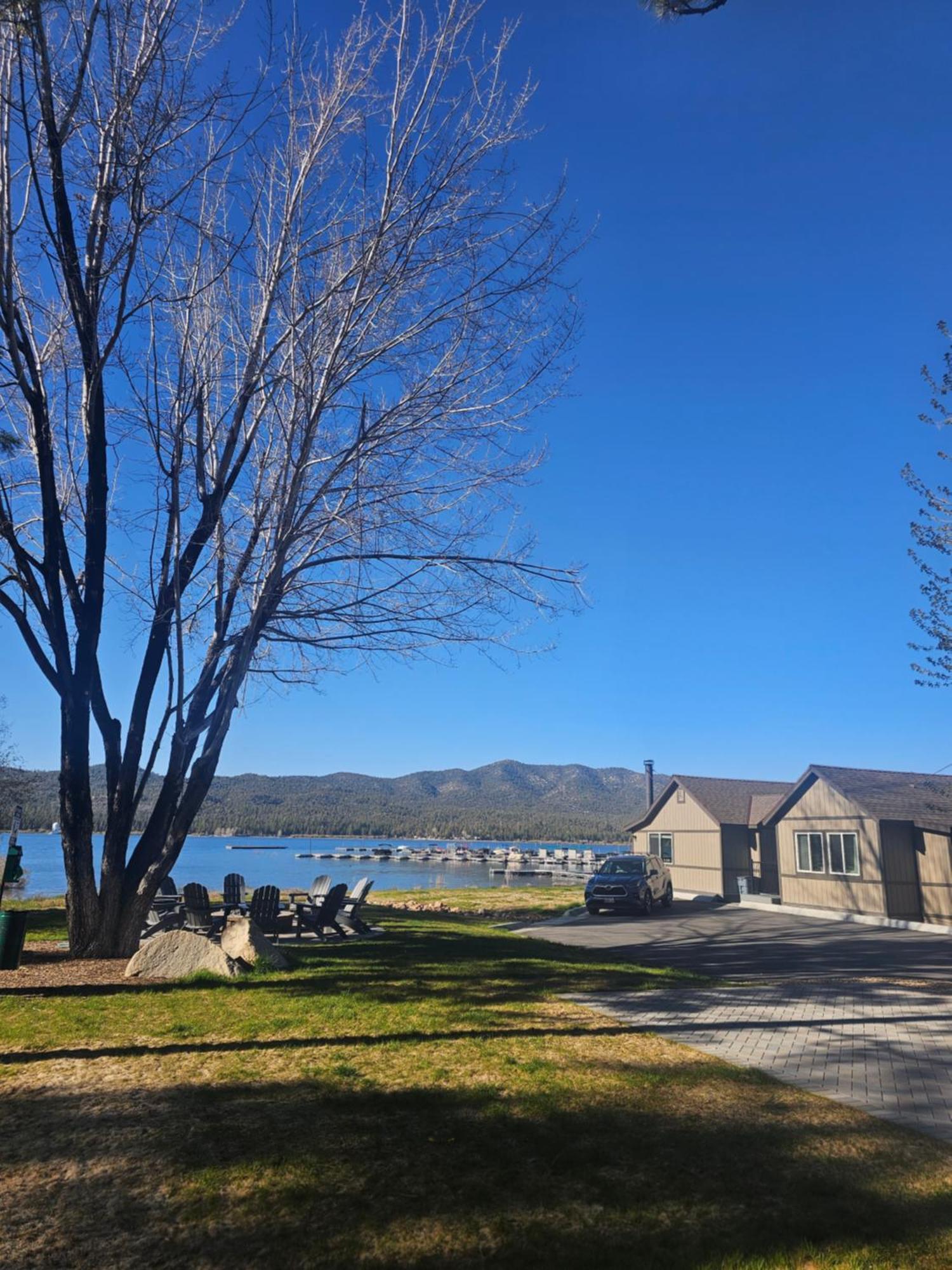 Big Bear Frontier Lodge *