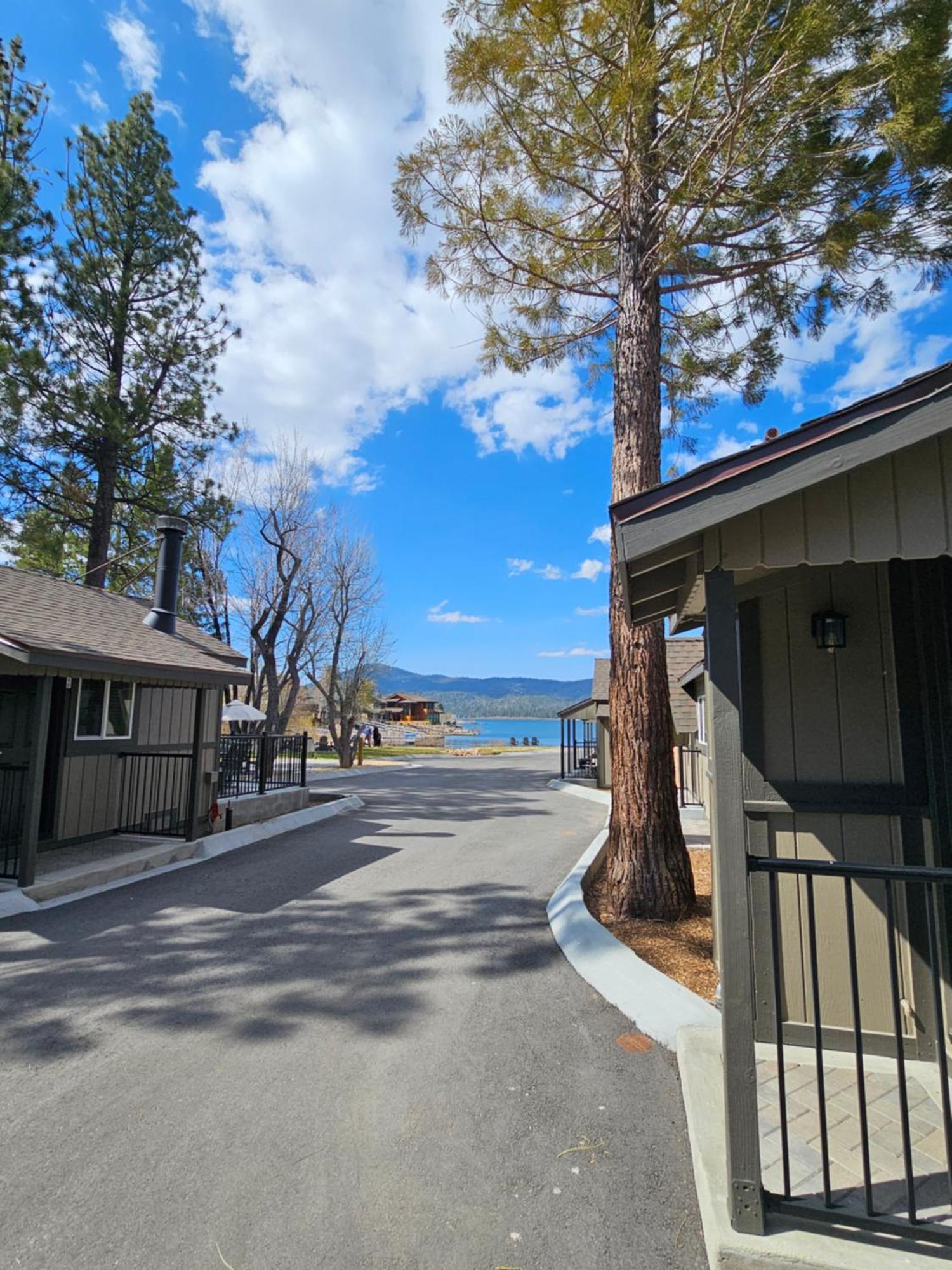 Lodge Big Bear Frontier *