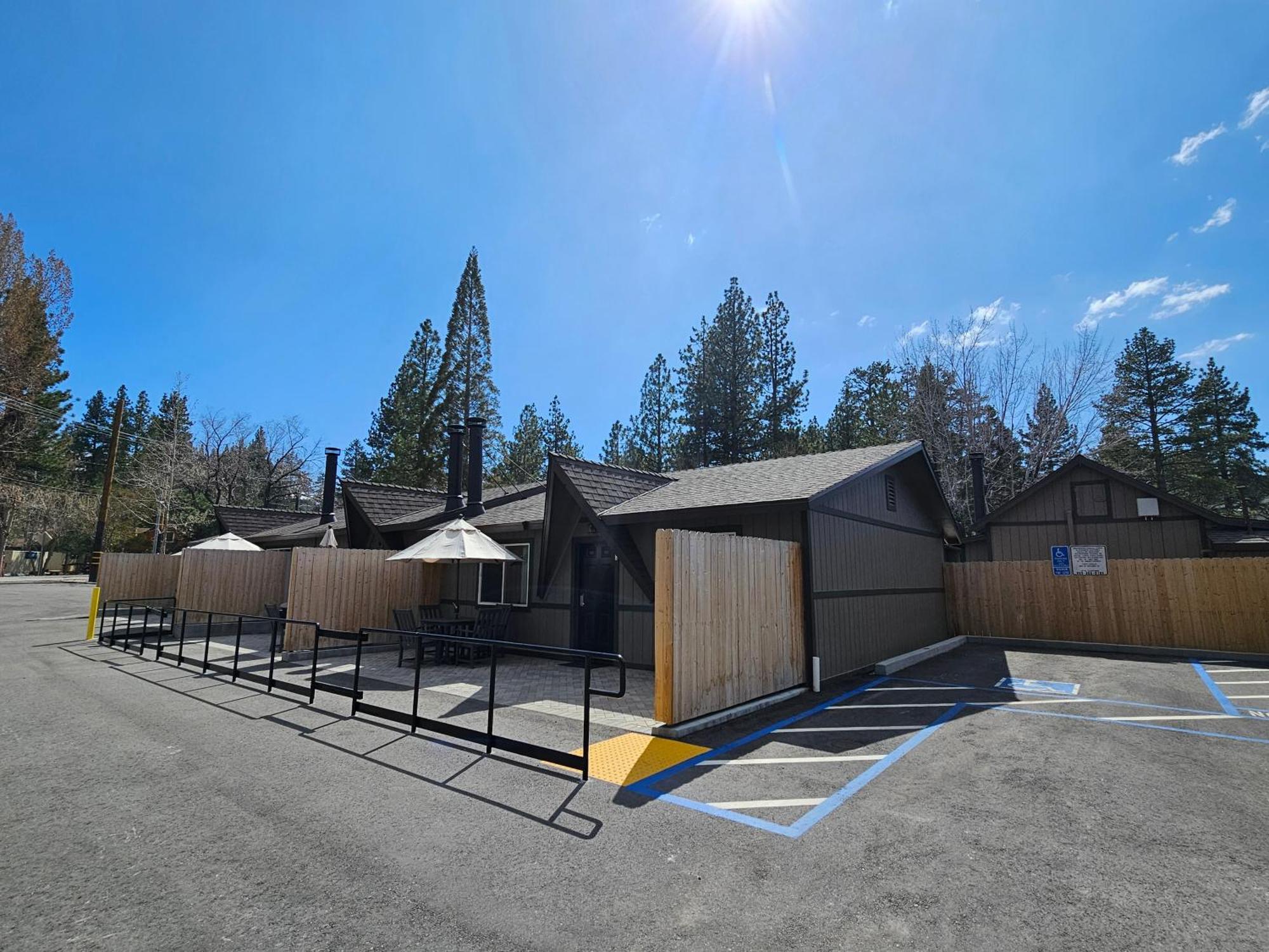 Big Bear Frontier Lodge Big Bear Lake