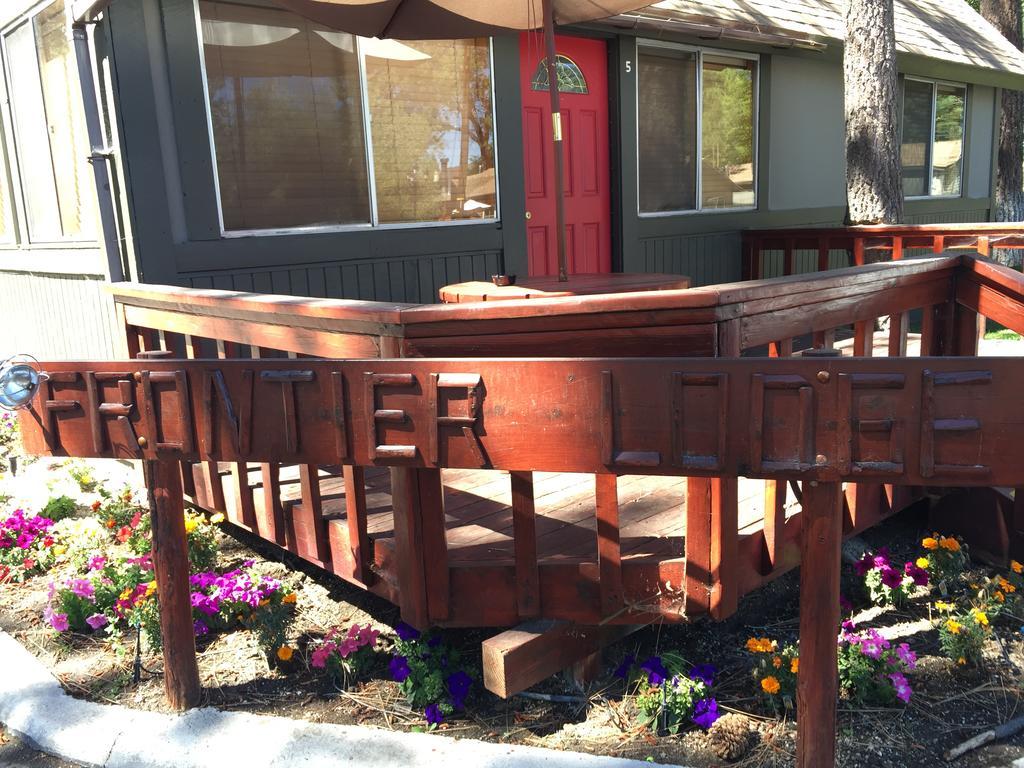 Big Bear Frontier Lodge
